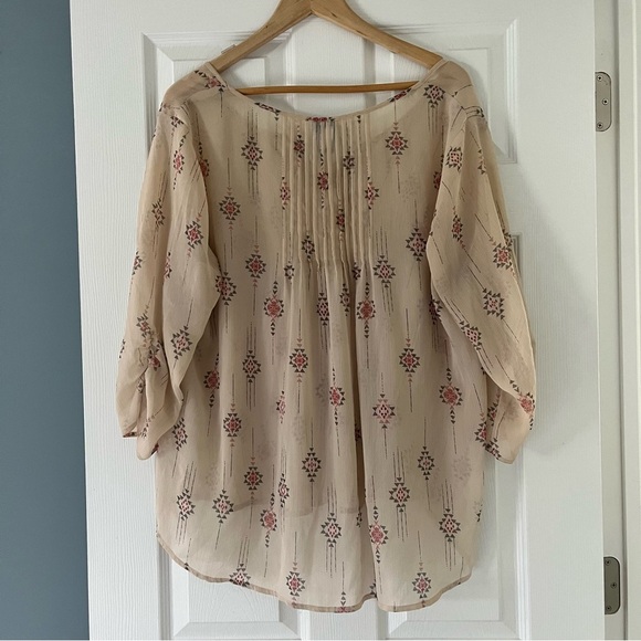 Torrid 3/4 Sleeve Blouse 2X - Picture 6 of 9